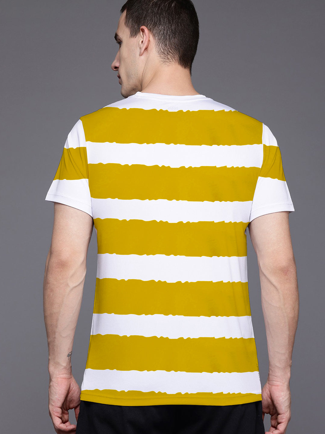 Men's Horizontal Lining Yellow Tee Shirt