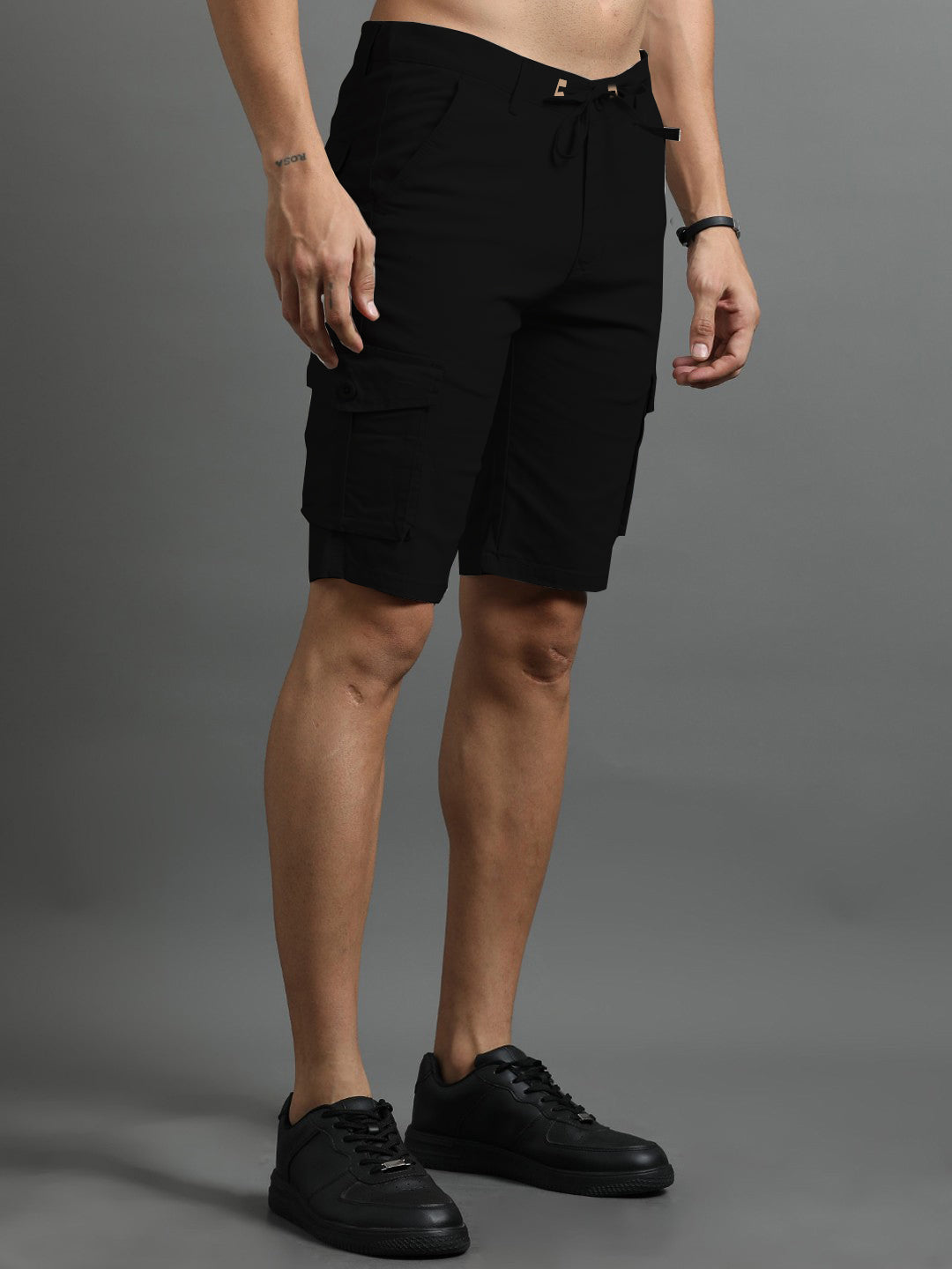 Cotton Cargo Shorts - Black - 01